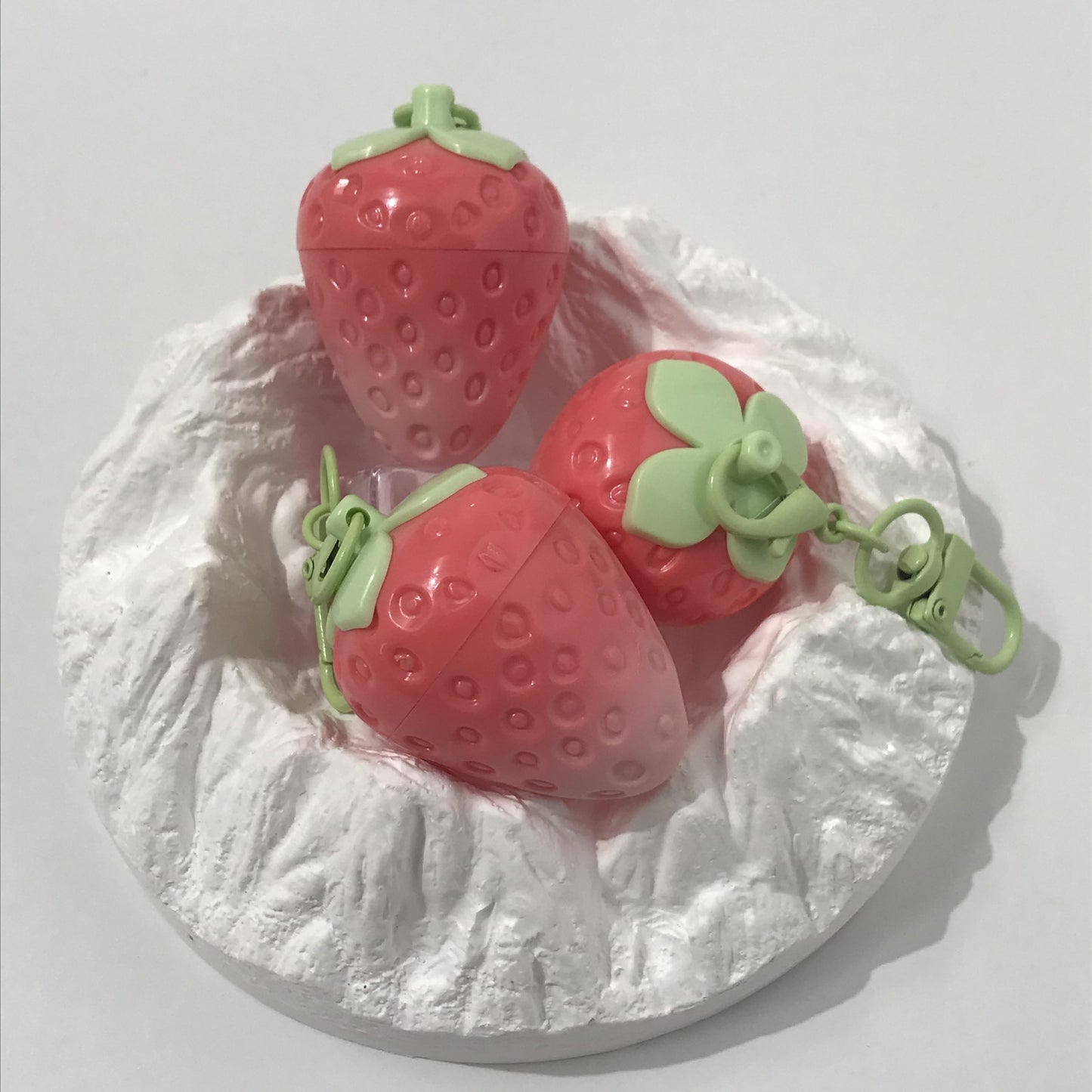 Lip Balm (strawberry tube) - changing color -Light Pink