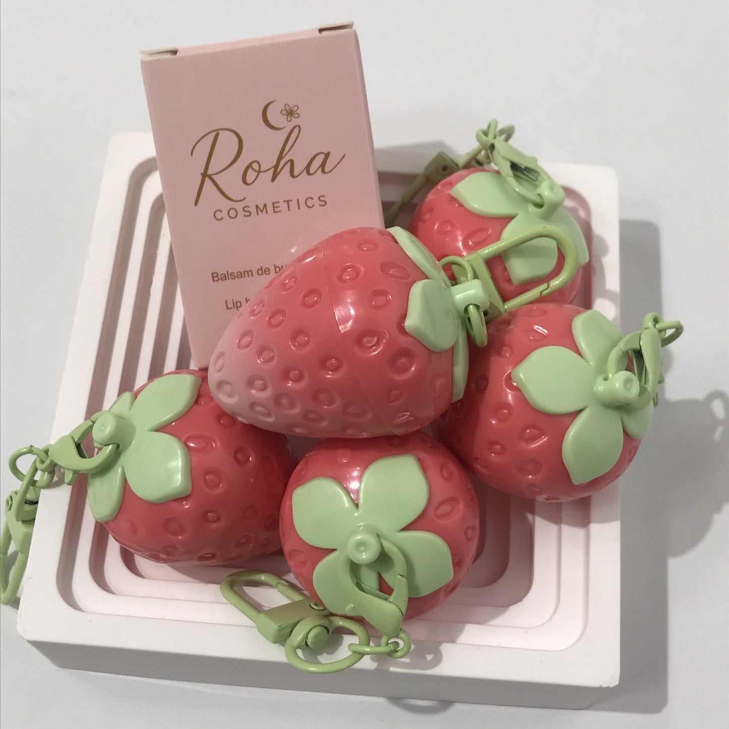 Lip Balm (strawberry tube) - changing color -Light Pink